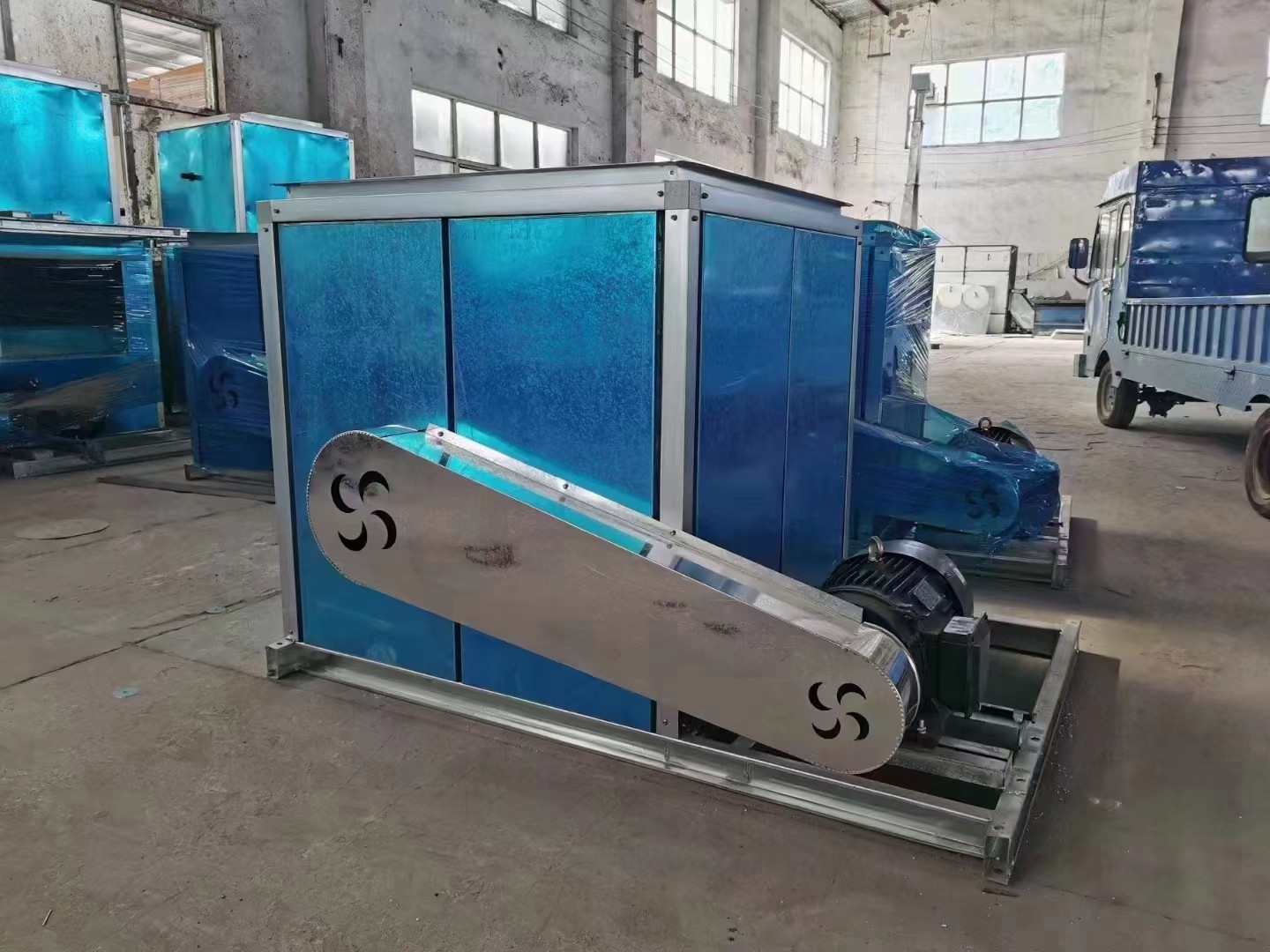 柜式離心風(fēng)機(jī)箱的工作原理以及安裝應(yīng)用