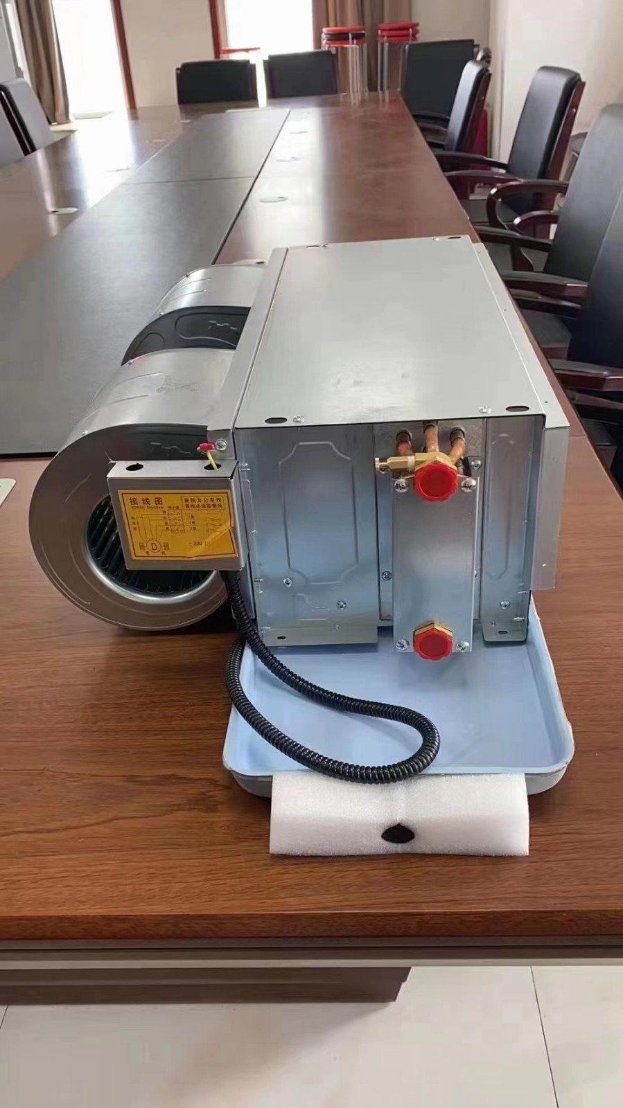 臥式暗裝風(fēng)機(jī)盤管的技術(shù)參數(shù)