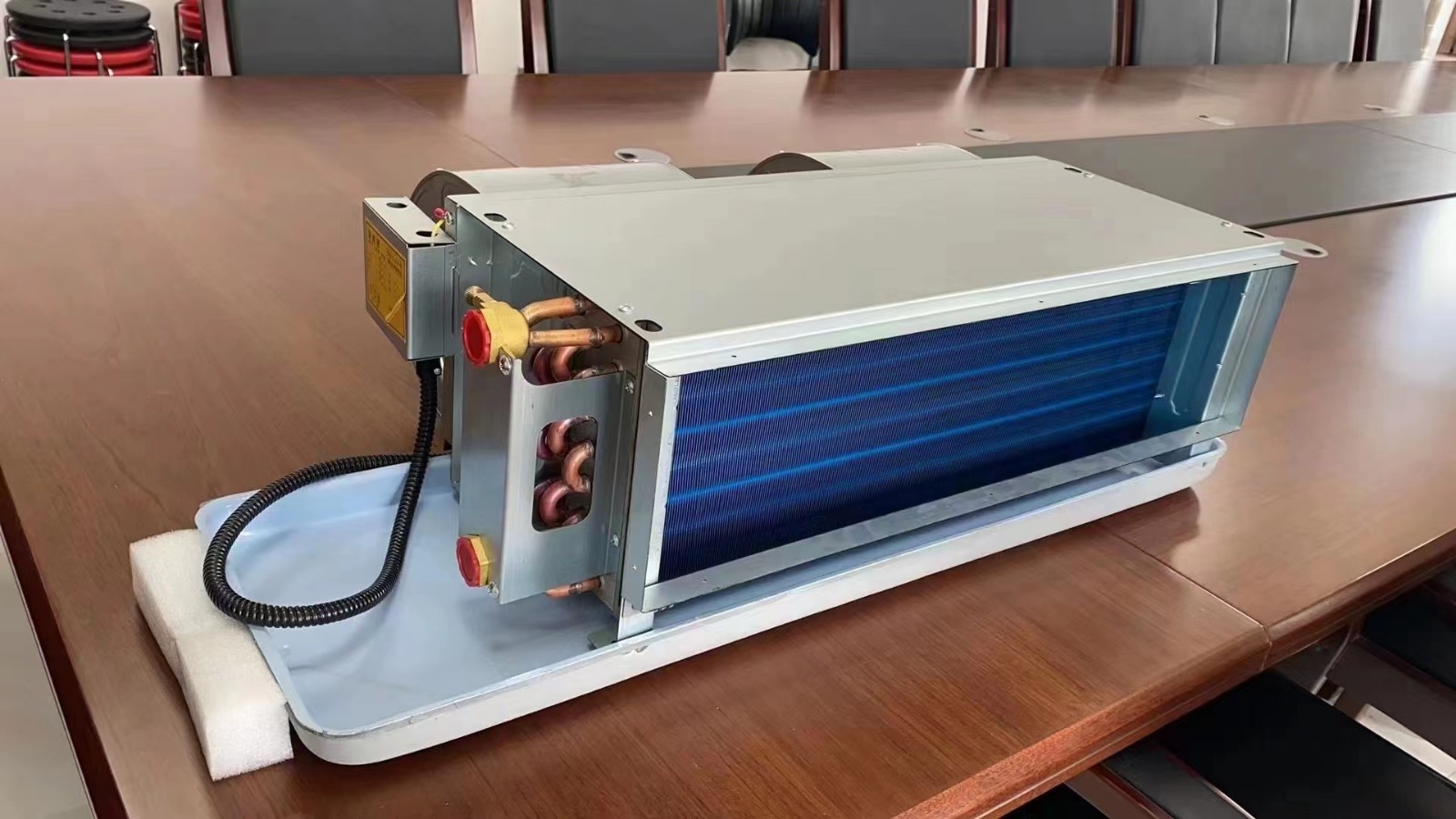 臥式暗裝風(fēng)機(jī)盤管的技術(shù)參數(shù)