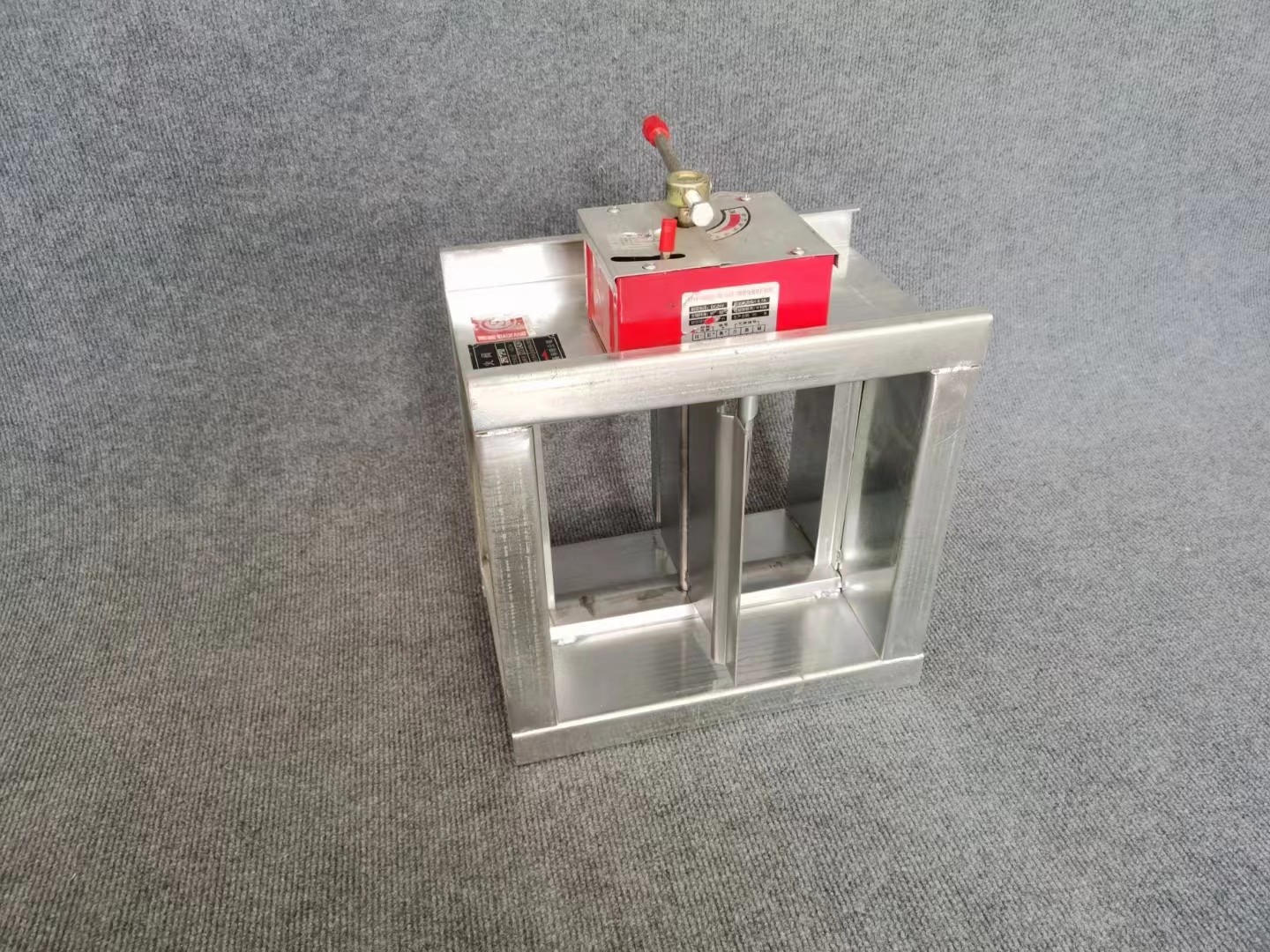 70度自動關(guān)閉防火閥應(yīng)符合下列條件